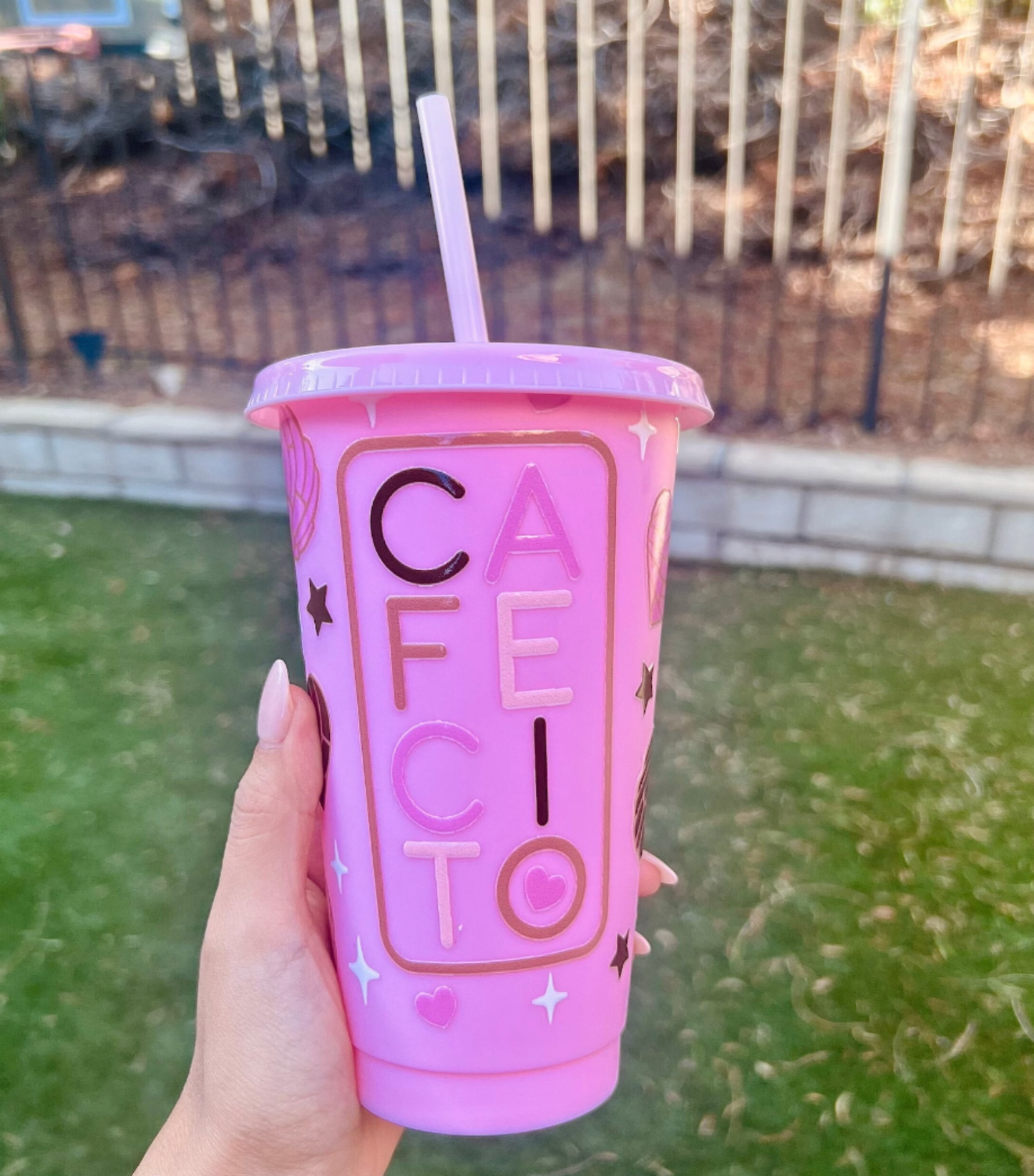 Cafecito & Chisme Pink Tumbler