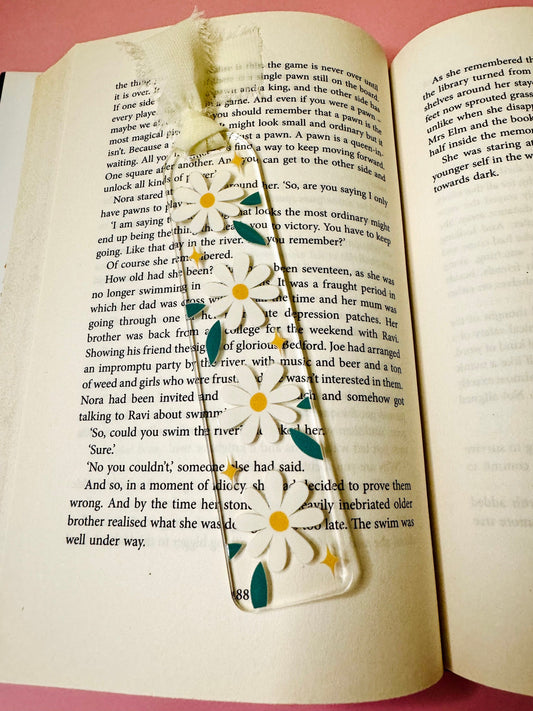 White Daisy Bookmark